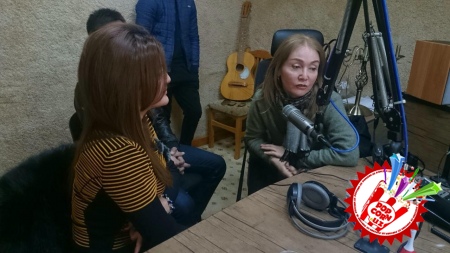 “Ўзбегим таронаси” радиоси бир гуруҳ кино ижодкорларни қарши олди