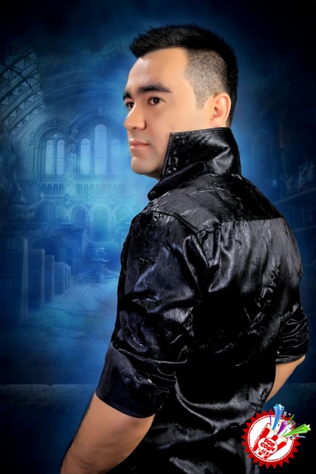 Умидли хонанда Шавкат Исматовдан илк премьера тарона