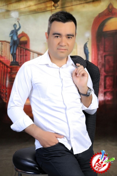 Умидли хонанда Шавкат Исматовдан илк премьера тарона