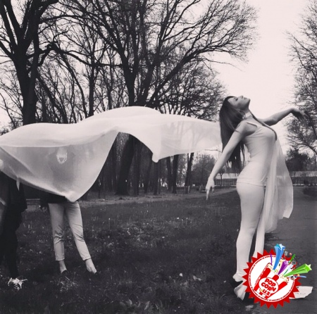 Лола ва Райҳоннинг шов-шувларга сабаб бўлган қўшиғига клип суратга олинди