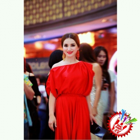 Шаҳзода Муҳаммедова “Севги йўқ” дея таъкидламоқда...