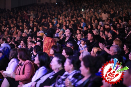 ''Ардоғимдасиз'' Ўзбекистон халқ артисти Озодбек Назарбековнинг яккахон концерт дастури тафсилотлари