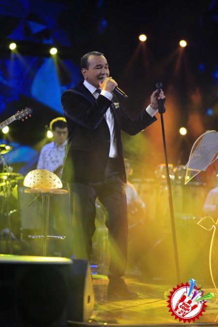 ''Ардоғимдасиз'' Ўзбекистон халқ артисти Озодбек Назарбековнинг яккахон концерт дастури тафсилотлари