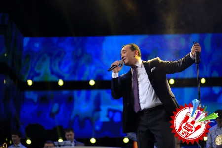 ''Ардоғимдасиз'' Ўзбекистон халқ артисти Озодбек Назарбековнинг яккахон концерт дастури тафсилотлари