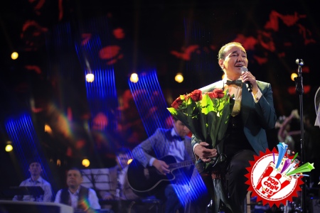 ''Ардоғимдасиз'' Ўзбекистон халқ артисти Озодбек Назарбековнинг яккахон концерт дастури тафсилотлари