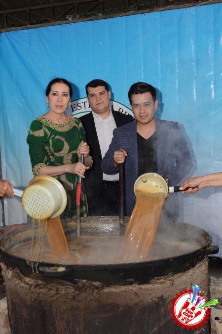 ''Ўзбекнаво'' эстрада бирлашмасида "Сумалак шоу"