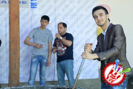 Фм 101.5  "Гранд" радиосида ҳам "Сумалак шоу" бўлиб ўтди