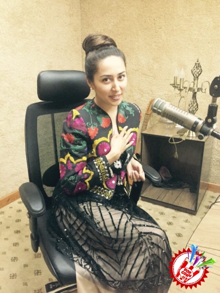 Бир неча шевада куйланган тарона мухлисларнинг эътиборини тортди Канизадан бу сафар \"Ҳожи ака\" премьера