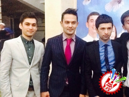 Карши шаҳрининг бир қатор туманларида ўзбек санъаткорлари концерт туҳфа этишди