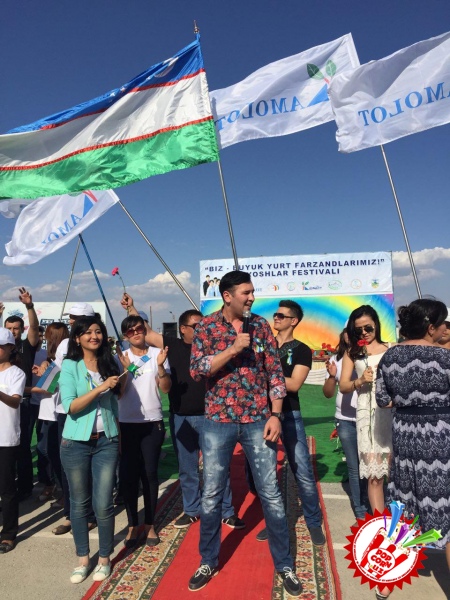 Ўзбекистон Республикаси мустақиллигининг 24 йиллигига бағишлаб “Биз – буюк юрт фарзандларимиз!” шиори остида ёшлар фестивали бўлиб ўтмоқда
