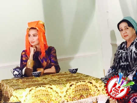 Муниса Ризаева ўзи кир ювиб, тандирда нон ёпишни ҳам биладими...