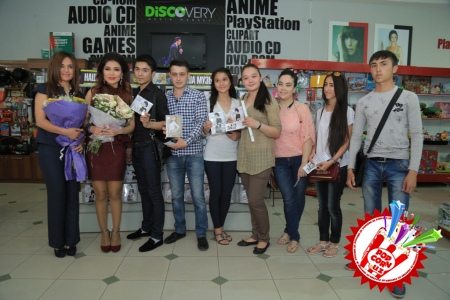 Манзуранинг янги альбом тақдимоти ва 2015 йилги илк концерт дастури. Видео