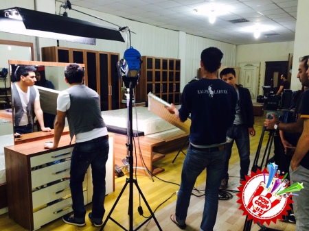 Шоҳруҳ Мирзодан “Бир қадам” тарона премьераси