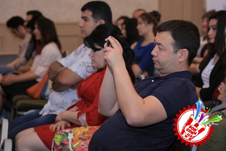 Тиббиёт фанлари доктори, профессор Dr Voice иштирокида  матбуот анжумани бўлиб ўтди