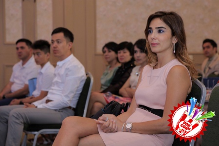 Тиббиёт фанлари доктори, профессор Dr Voice иштирокида  матбуот анжумани бўлиб ўтди