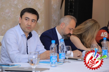 Тиббиёт фанлари доктори, профессор Dr Voice иштирокида  матбуот анжумани бўлиб ўтди