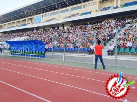 Лиқ тўла стадионларда икки баробар кўп мухлислар ардоғида бўлаётган Улуғбек Раҳматуллаев