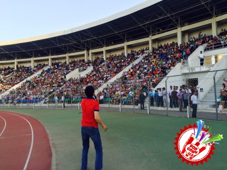 Лиқ тўла стадионларда икки баробар кўп мухлислар ардоғида бўлаётган Улуғбек Раҳматуллаев