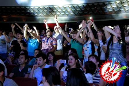 "Уммон" мухлислари олдидаги имтиҳондан аъло даражада ўтди. Концертдан батафсил