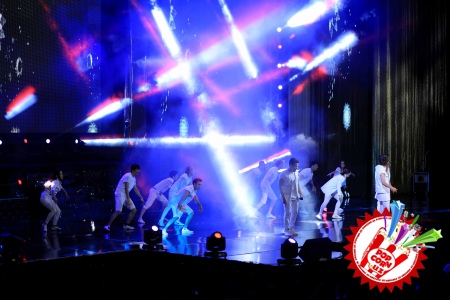 "Уммон" мухлислари олдидаги имтиҳондан аъло даражада ўтди. Концертдан батафсил