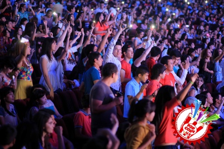 "Уммон" мухлислари олдидаги имтиҳондан аъло даражада ўтди. Концертдан батафсил