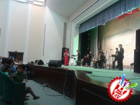 Ўзбекистон халқ артисти Насиба Абдуллаева мухлислари учун ижодий кеча уюштирди