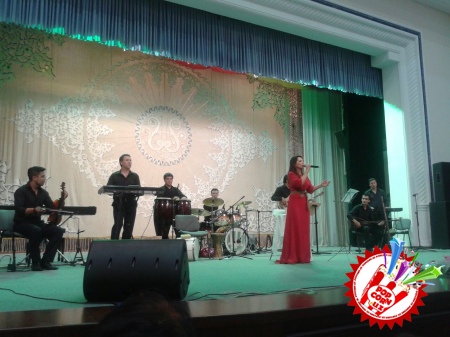 Ўзбекистон халқ артисти Насиба Абдуллаева мухлислари учун ижодий кеча уюштирди