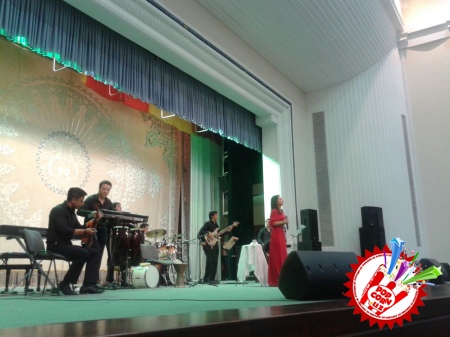 Ўзбекистон халқ артисти Насиба Абдуллаева мухлислари учун ижодий кеча уюштирди