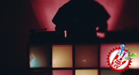 Муниса Ризаева, Ямин ва қуёнча... Сирли учликдан премьера