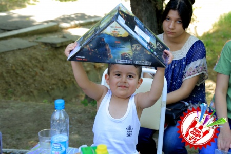 1 июнь – “Халқаро болаларни ҳимоя қилиш куни” муносабати билан болажонларга қувонч улашилди. Ҳайрия тадбири