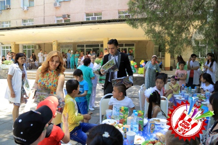 1 июнь – “Халқаро болаларни ҳимоя қилиш куни” муносабати билан болажонларга қувонч улашилди. Ҳайрия тадбири