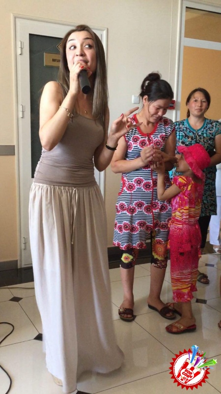 Руспублика онкология илмий марказининг болалар бўлимида “1 июнь -  Бутунжаҳон болаларни ҳимоя қилиш куни”га бағишланган хайрия тадбири 