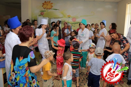 Руспублика онкология илмий марказининг болалар бўлимида “1 июнь -  Бутунжаҳон болаларни ҳимоя қилиш куни”га бағишланган хайрия тадбири 