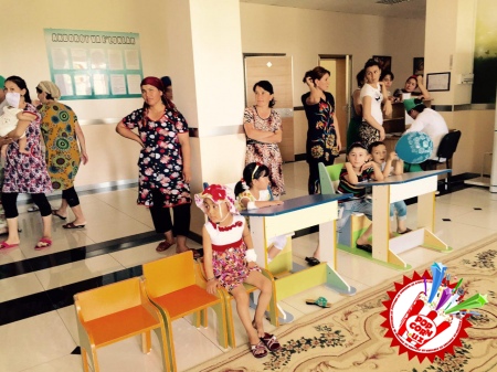 Руспублика онкология илмий марказининг болалар бўлимида “1 июнь -  Бутунжаҳон болаларни ҳимоя қилиш куни”га бағишланган хайрия тадбири 