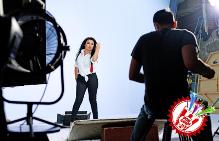 Моҳим тез кунда муҳлислари учун туҳфа тайёрламоқда