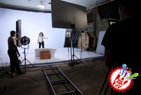 Моҳим тез кунда муҳлислари учун туҳфа тайёрламоқда