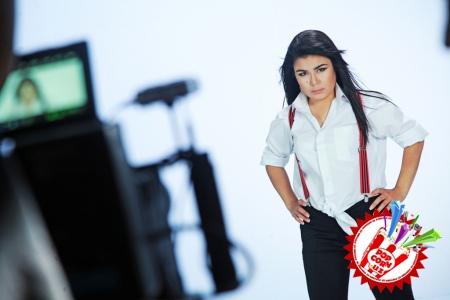 Моҳим тез кунда муҳлислари учун туҳфа тайёрламоқда