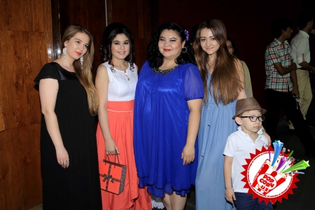 «Уринг жоним, уринг» филмининг намойишидан!