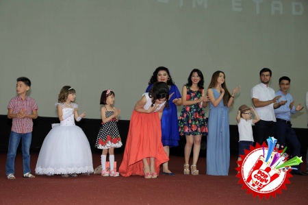 «Уринг жоним, уринг» филмининг намойишидан!