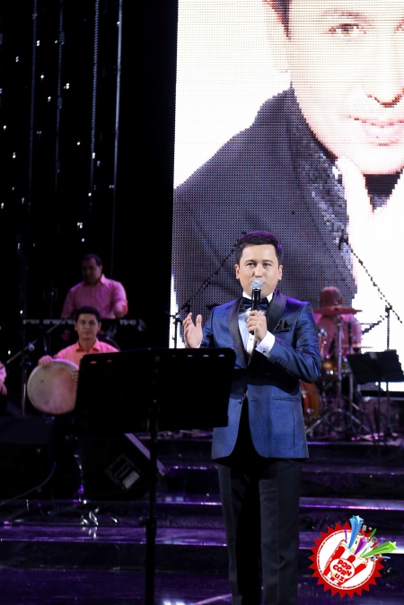 Хоразм наволари оламни тутди! Бунёдбек Саидов Сардор Раҳимхон билан дуэт куйлади!