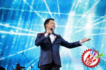 Хоразм наволари оламни тутди! Бунёдбек Саидов Сардор Раҳимхон билан дуэт куйлади!