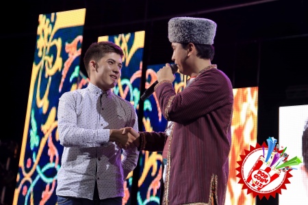 Хоразм наволари оламни тутди! Бунёдбек Саидов Сардор Раҳимхон билан дуэт куйлади!