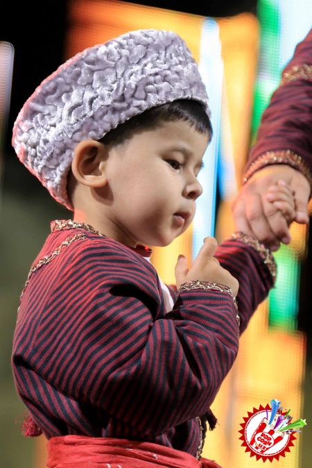 Хоразм наволари оламни тутди! Бунёдбек Саидов Сардор Раҳимхон билан дуэт куйлади!