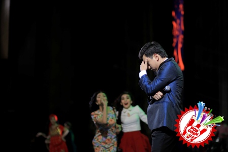 Хоразм наволари оламни тутди! Бунёдбек Саидов Сардор Раҳимхон билан дуэт куйлади!