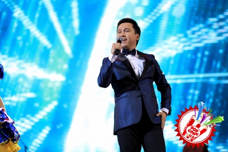 Хоразм наволари оламни тутди! Бунёдбек Саидов Сардор Раҳимхон билан дуэт куйлади!