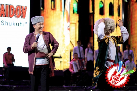 Хоразм наволари оламни тутди! Бунёдбек Саидов Сардор Раҳимхон билан дуэт куйлади!