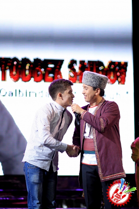 Хоразм наволари оламни тутди! Бунёдбек Саидов Сардор Раҳимхон билан дуэт куйлади!