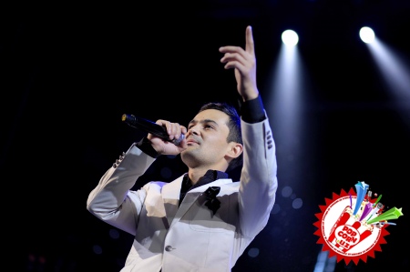 Хоразм наволари оламни тутди! Бунёдбек Саидов Сардор Раҳимхон билан дуэт куйлади!