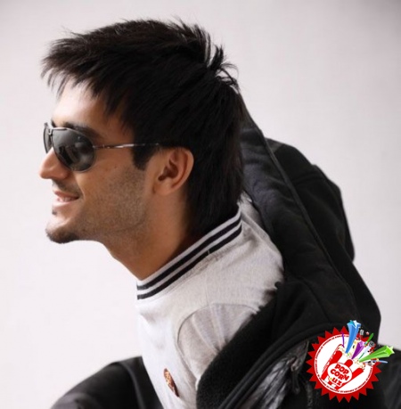 Хусан ижросидаги янги тарона премьераси