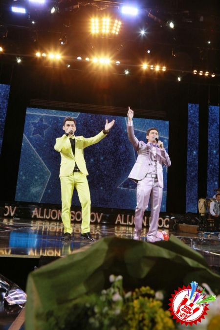 Алижон ҳамда Воҳиджон Исоқовларнинг концерт дастуридан батафсил